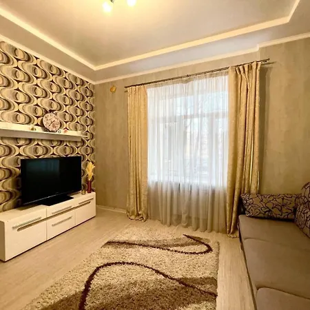 Apartments On Skovoroda Street Kharkiv Exterior photo