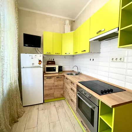 Apartments On Skovoroda Street Kharkiv Exterior photo