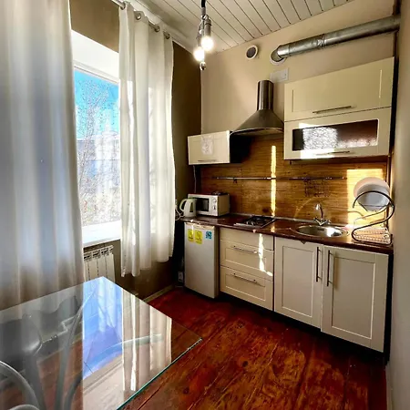 Apartments On Skovoroda Street Kharkiv Exterior photo