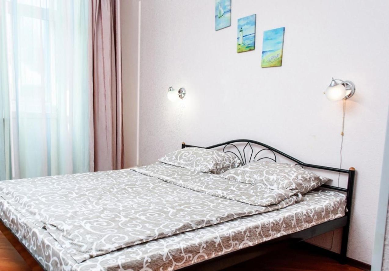 Apartments On Skovoroda Street *