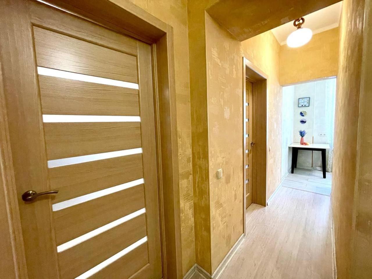 公寓 Apartments On Skovoroda Street Kharkov