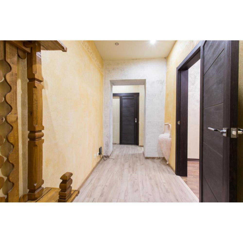 Apartments On Skovoroda Street 公寓